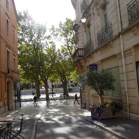 Appartement De 105M2, Balcon Sur Cours De La Republique Narbonne Luaran gambar