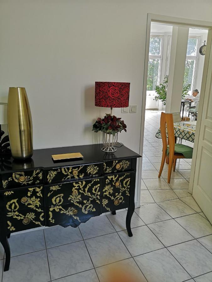 Appartement De 105M2, Balcon Sur Cours De La Republique Narbonne Luaran gambar