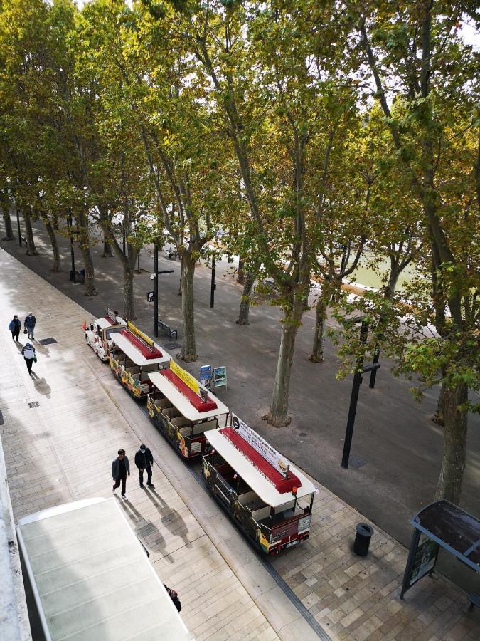 Appartement De 105M2, Balcon Sur Cours De La Republique Narbonne Luaran gambar