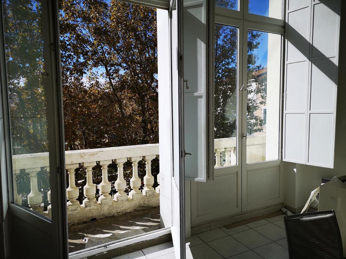 Appartement De 105M2, Balcon Sur Cours De La Republique Narbonne Luaran gambar